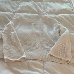 Chic White Women's Crew Neck Sweater